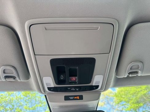 Certified 2023 Honda Accord EX image 31
