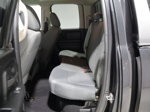 Used 2016 RAM 1500 Express w/ Black Ram 1500 Express Group AWD/4WD image 17