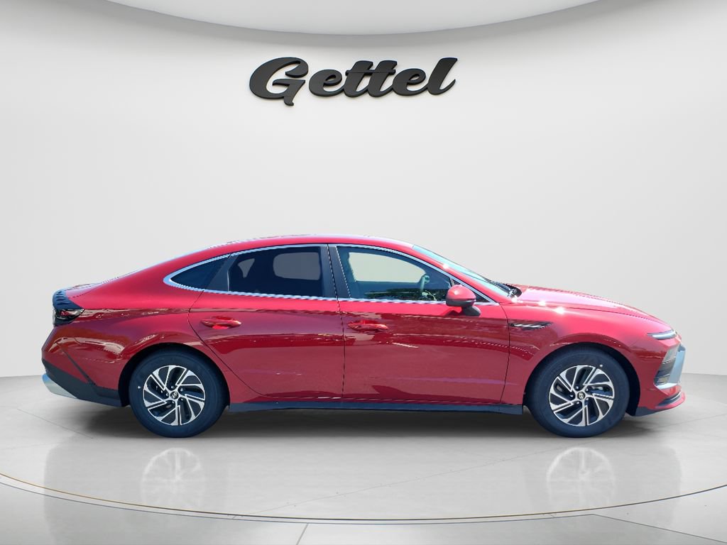 New 2026 Hyundai Sonata Blue FWD image 3