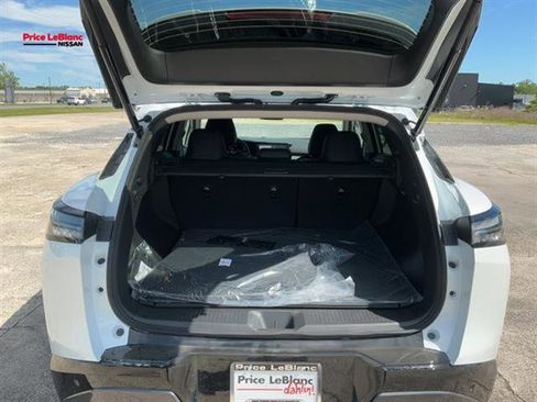 New 2026 Nissan Murano Platinum w/ Cargo Package AWD/4WD image 17