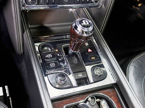 Used 2016 Bentley Mulsanne Speed image 20