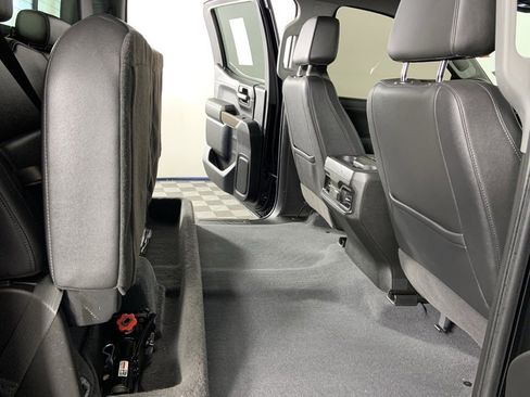 Used 2021 Chevrolet Silverado 1500 LT Trail Boss w/ Convenience Package II image 21