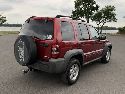 Used 2007 Jeep Liberty Sport AWD/4WD image 7