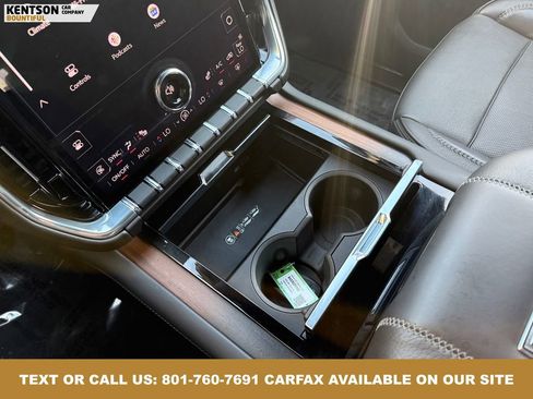 Used 2025 GMC Yukon XL Denali image 26