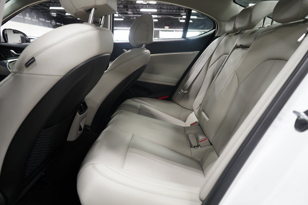 Used 2020 Genesis G70 2.0T RWD image 20