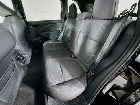 New 2026 Subaru Forester Premium AWD/4WD image 22