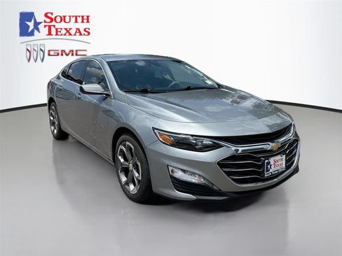 Used 2024 Chevrolet Malibu LT FWD image 1