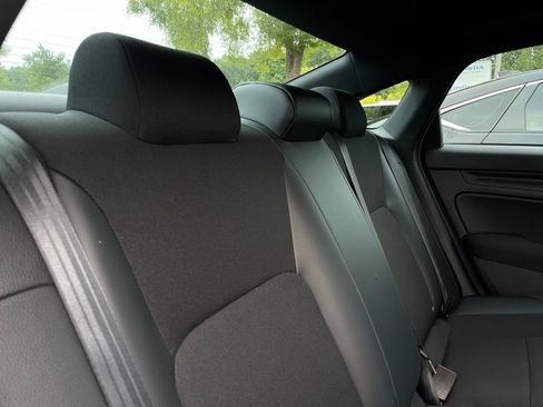 Used 2024 Honda Civic Sport image 36
