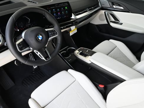 New 2026 BMW X2 xDrive28i w/ Technology Package AWD/4WD image 13