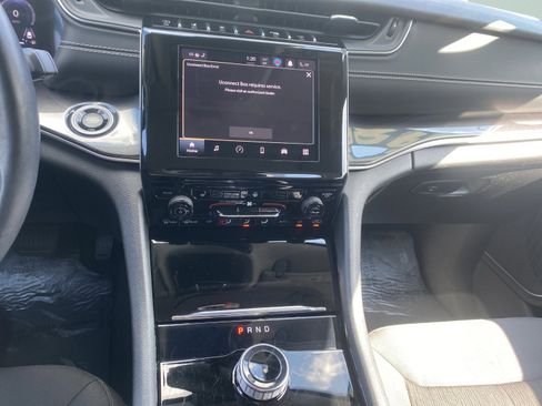 Used 2022 Jeep Grand Cherokee L Laredo w/ Luxury Tech Group I image 20