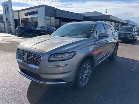 Used 2023 Lincoln Nautilus Reserve w/ Equipment Group 201A image 1