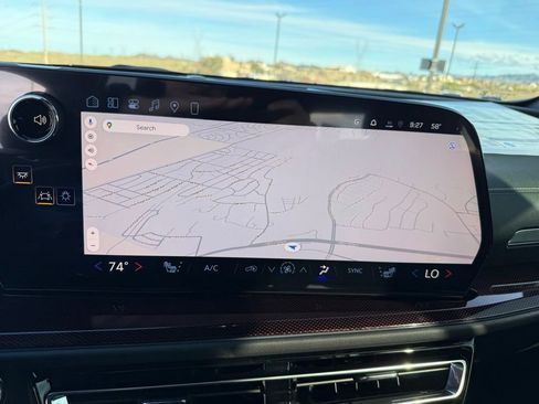 New 2026 Chevrolet Traverse Z71 w/ Enhanced Driving Package image 29