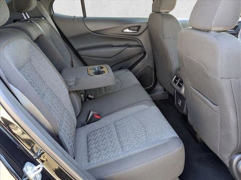 Used 2023 Chevrolet Equinox LT image 19