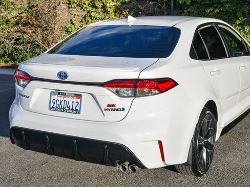 Certified 2023 Toyota Corolla SE image 9
