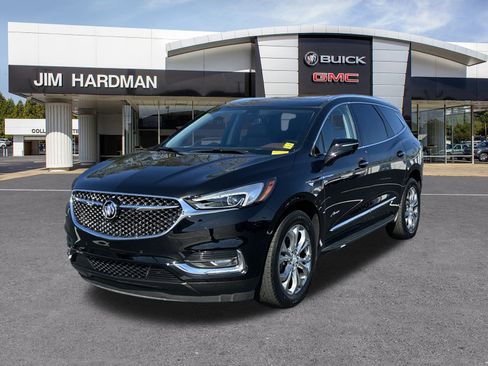 Used 2018 Buick Enclave Avenir w/ Avenir Technology Package image 3