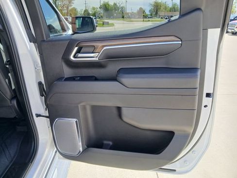 Certified 2025 Chevrolet Silverado 1500 High Country w/ High Country Premium Package AWD/4WD image 18