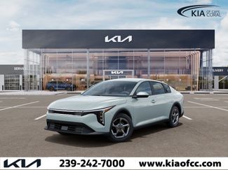New 2026 Kia K4 FWD video 1
