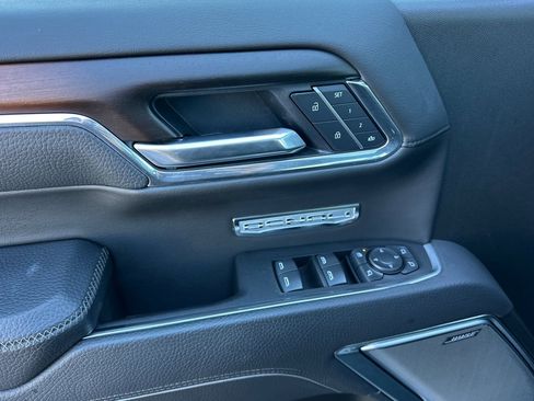 Used 2025 GMC Sierra 1500 Denali image 11