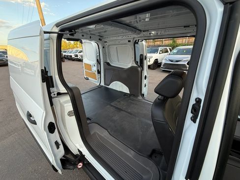 Used 2020 Ford Transit Connect XL FWD image 18