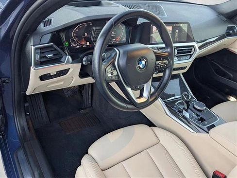 Used 2021 BMW 330i Sedan w/ Premium Package image 10