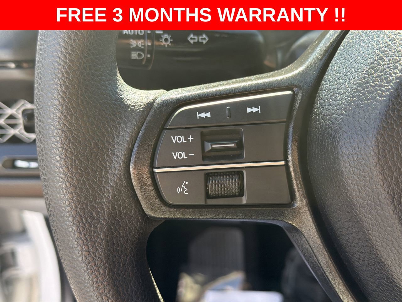 Used 2025 Honda Accord LX image 38