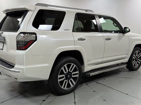 Used 2020 Toyota 4Runner Limited image 5