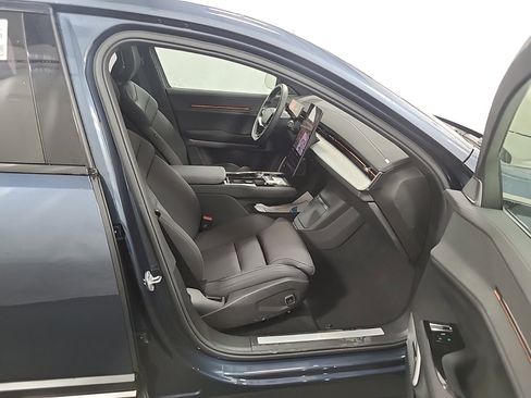 Used 2025 Polestar Polestar 3 image 7