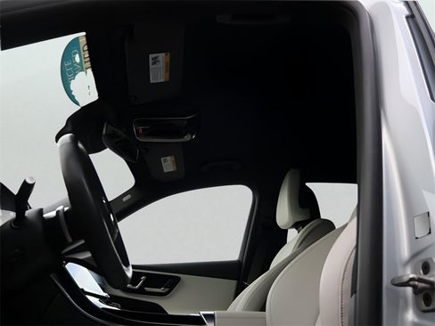 Certified 2024 Mercedes-Benz GLC 300 4MATIC image 39