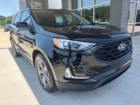 Certified 2023 Ford Edge SEL w/ Sport Appearance Package image 10