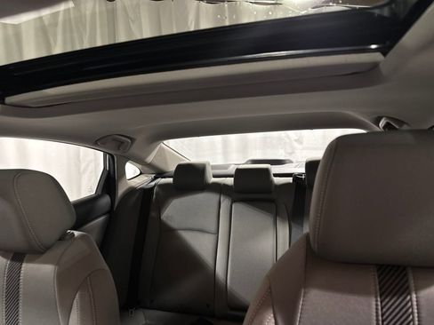 Certified 2017 Honda Civic EX-T image 22