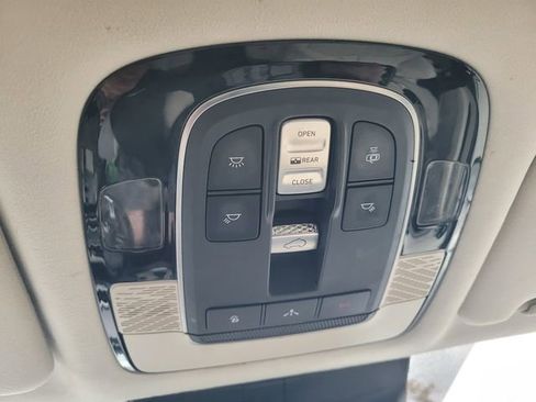 Used 2020 Hyundai Palisade Limited image 22