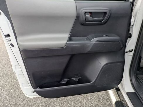 Used 2019 Toyota Tacoma SR w/ SR Convenience Package AWD/4WD image 23