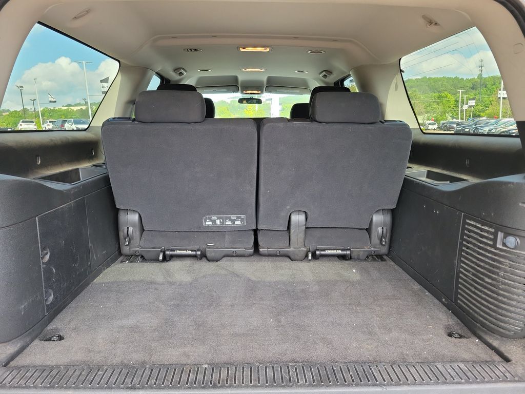 Used 2013 Chevrolet Suburban LS AWD/4WD image 22