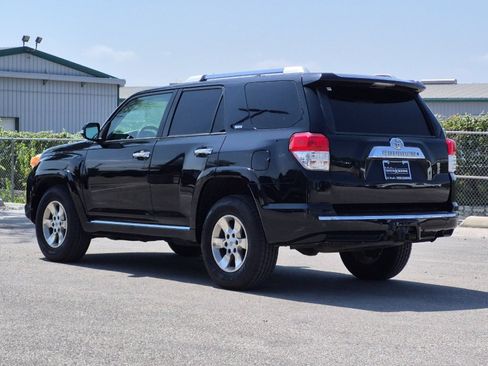 Used 2010 Toyota 4Runner SR5 RWD image 3