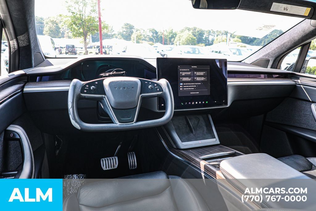 Used 2023 Tesla Model X AWD/4WD image 30