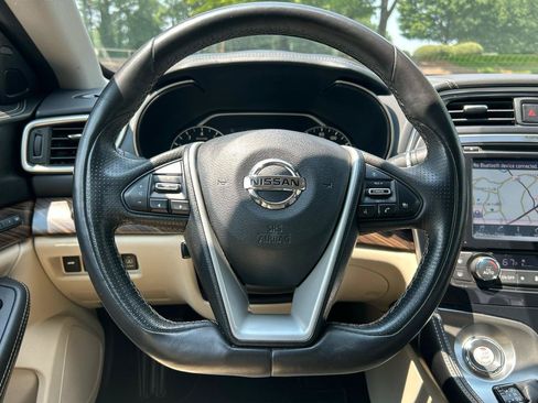 Used 2016 Nissan Maxima Platinum FWD image 30