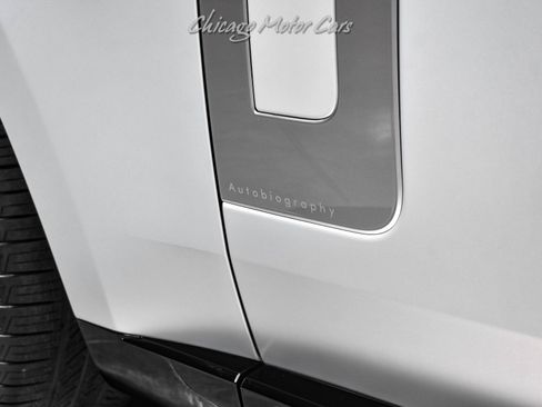 Used 2026 Land Rover Range Rover Long Wheelbase Autobiography AWD/4WD image 44
