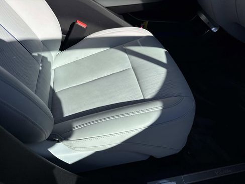 New 2025 Cadillac Lyriq Luxury image 10