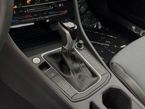 New 2026 Volkswagen Jetta SE image 24