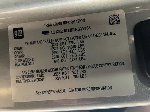 Used 2024 GMC Yukon XL Denali w/ Advanced Technology Package image 15