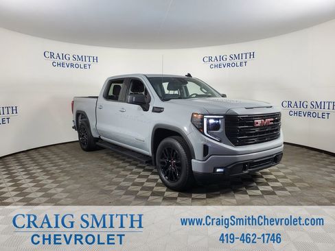 Used 2024 GMC Sierra 1500 Elevation image 29