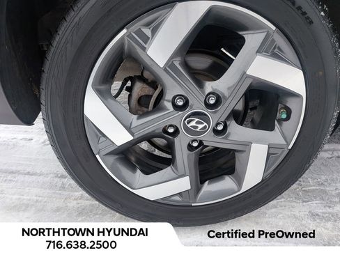 Certified 2023 Hyundai Venue SEL w/ Cargo Package image 39
