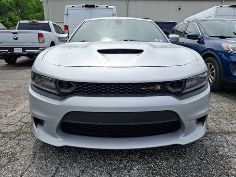 Used 2020 Dodge Charger Scat Pack RWD image 3