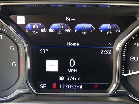 Used 2021 GMC Yukon Denali w/ Denali Premium Package image 25