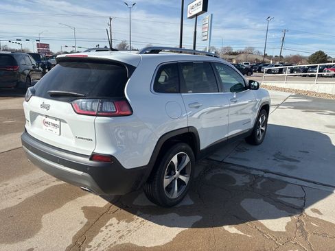Used 2021 Jeep Cherokee Limited image 7
