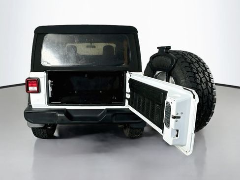 Used 2020 Jeep Wrangler Sport AWD/4WD image 28