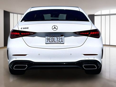 Used 2023 Mercedes-Benz C 300 Sedan image 5