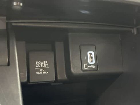 Used 2018 Honda Accord Sport image 25