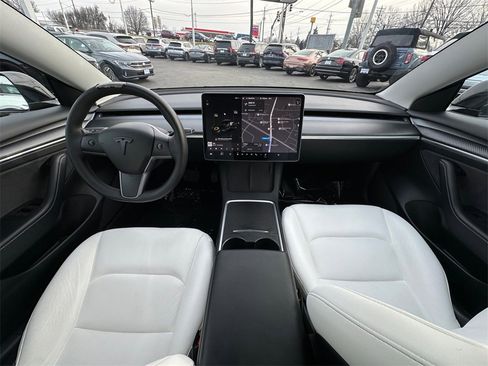 Used 2022 Tesla Model 3 Long Range image 20