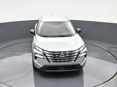 Certified 2024 Nissan Rogue S FWD image 25